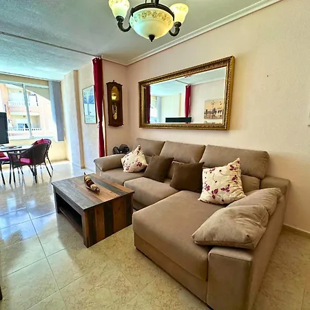 Apartment Sol Y Sal: Locos Torrevieja
