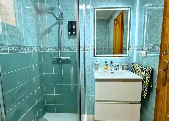 Sol Y Sal: Locos Apartment